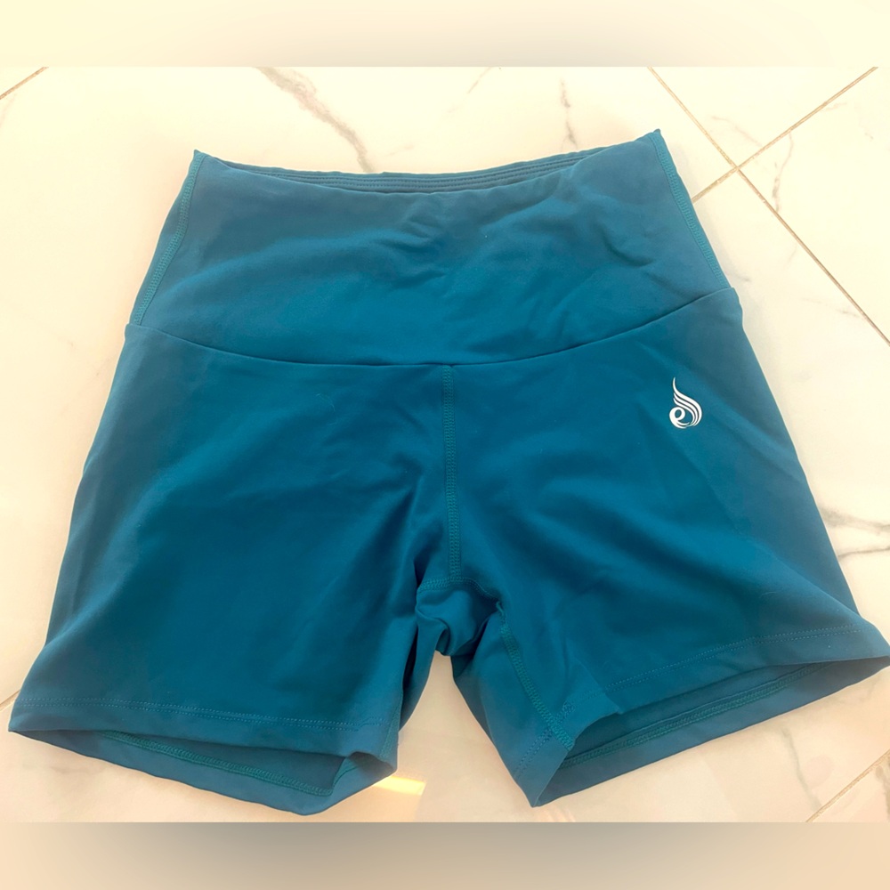 Ryderwear scrunch gym shorts.